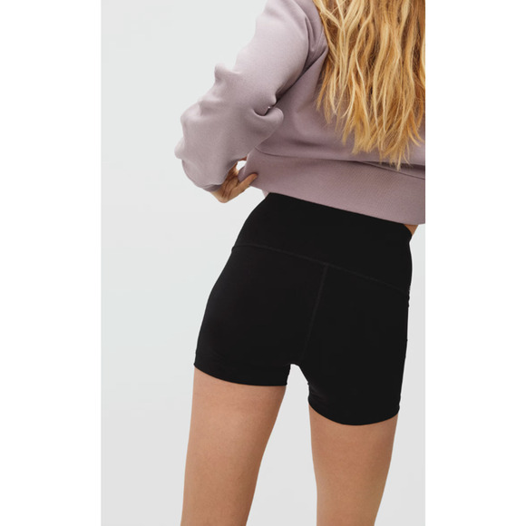 EVERLANE Women's The Perform Short Shorts Small Black Athletic Booty NWT - Picture 5 of 12